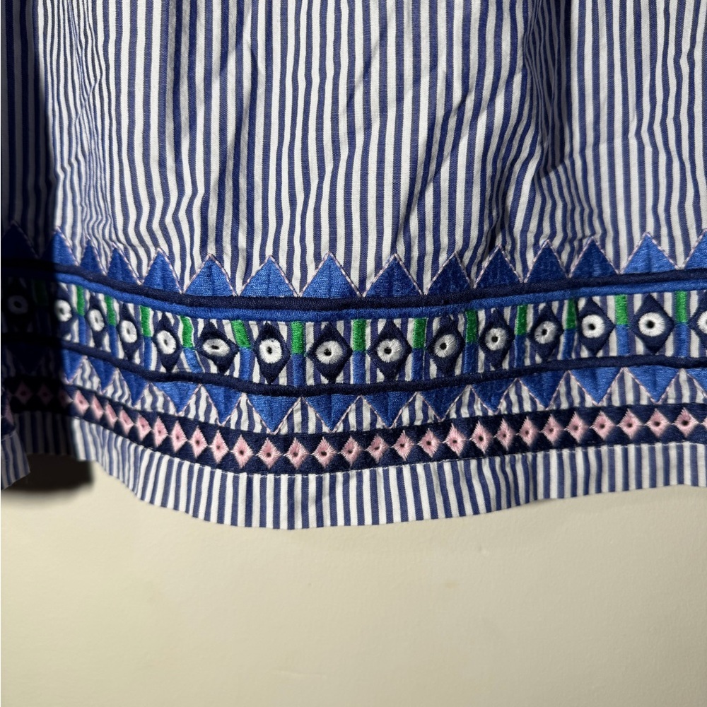 Vineyard Vines Blue and White Striped Embroidered Hem Blouse - Picture 4 of 4